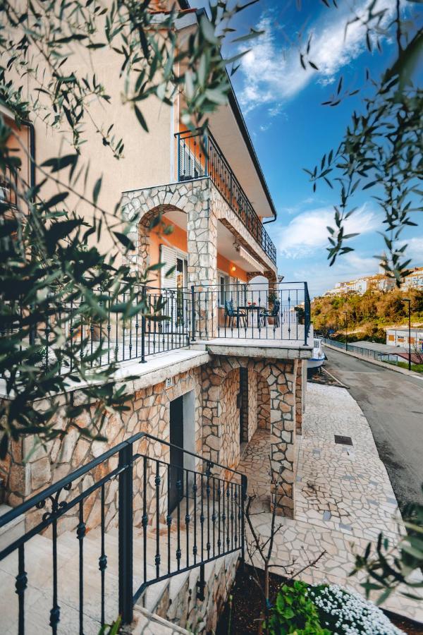 Apartman Marina Vrbnik Dış mekan fotoğraf